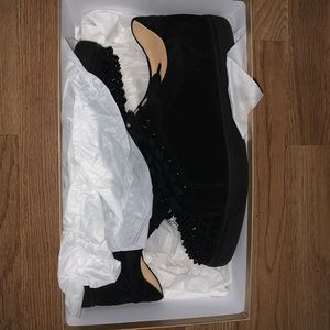 Mens Size 9 Christian Louboutin Spiked Sneakers